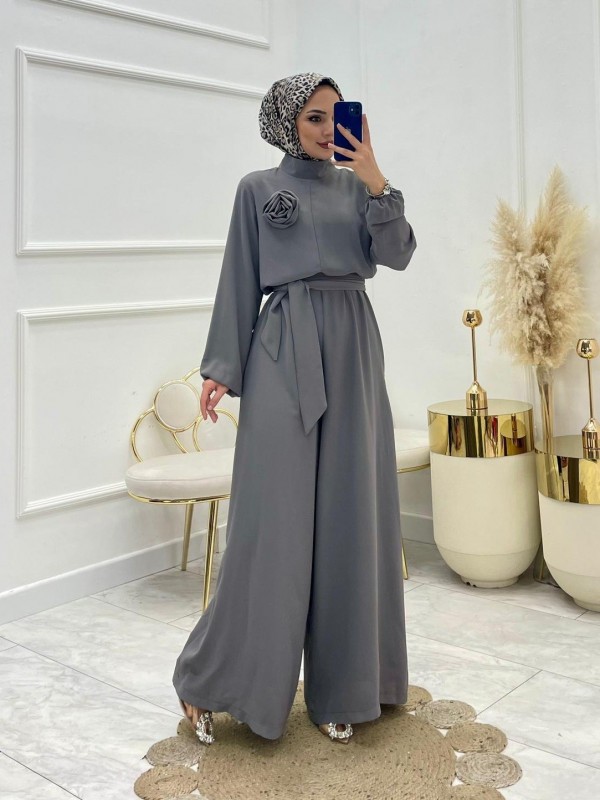 Dik Yaka Kemerli Güllü Tulum  -Gri