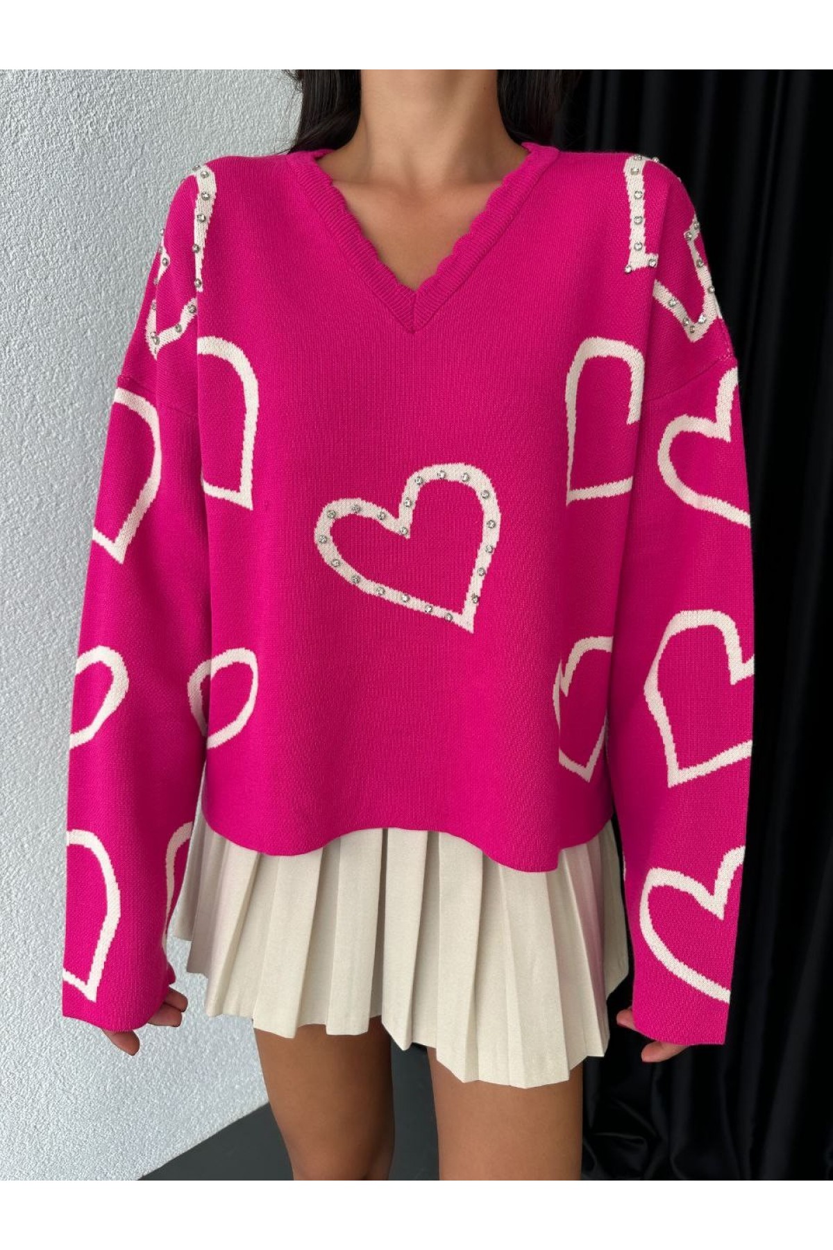 V Yaka Taşlı Triko Kazak -Fuşya