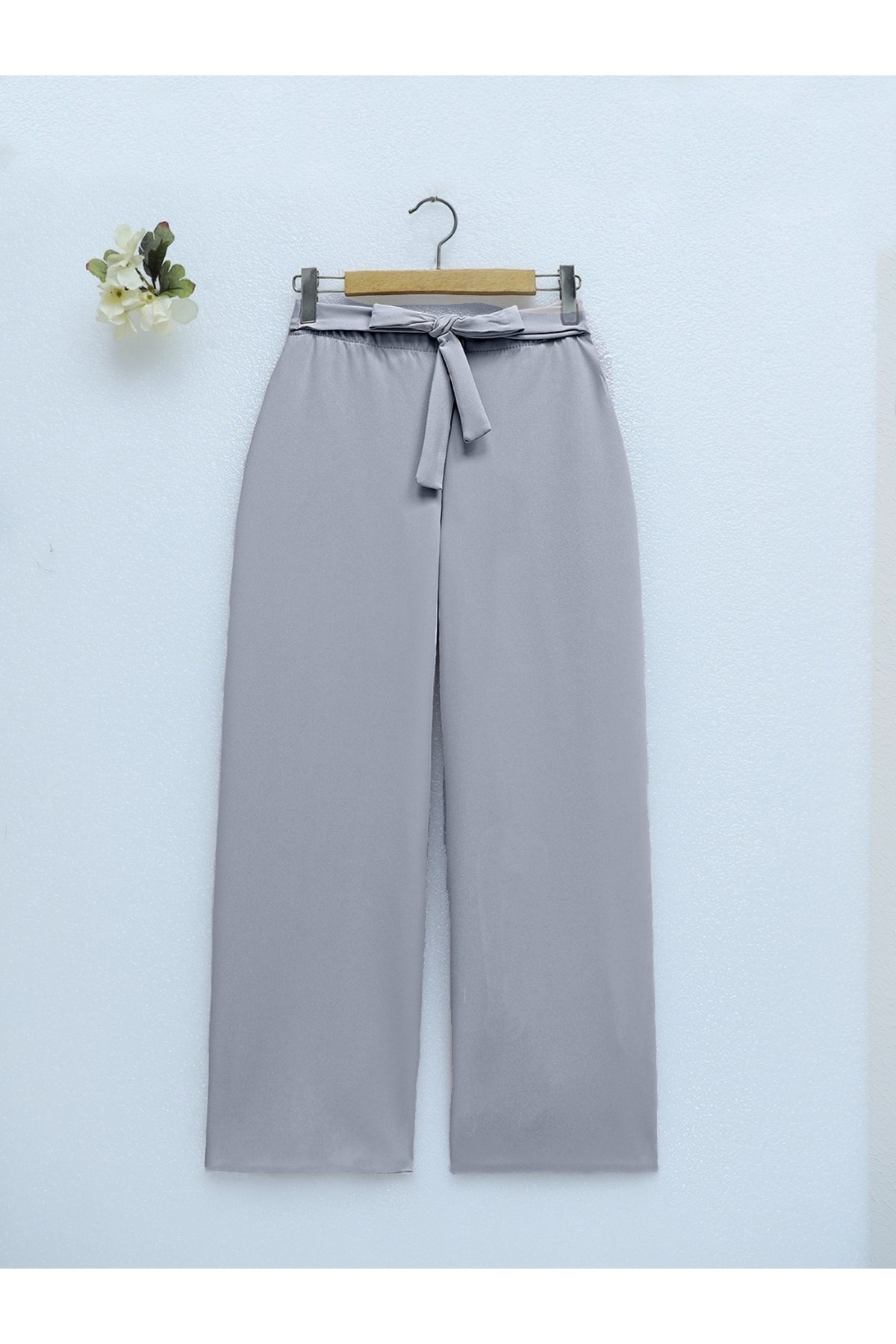 Duble Kumaş Beli Kuşaklı Bol Paça Pantolon   -Gri