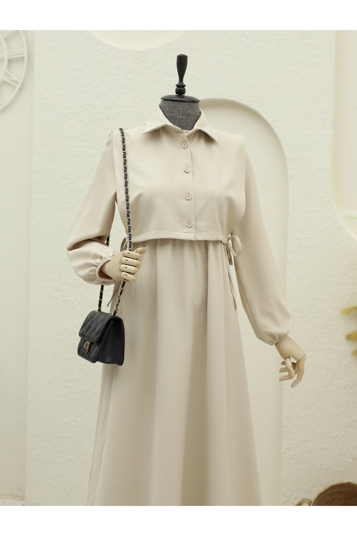 Üstü Gömlek Detaylı Elbise Takım  -Açık Vizon