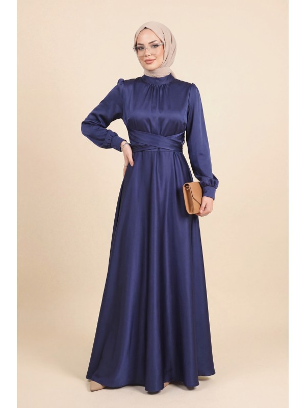 Beli Çapraz Bağlamalı Yuvarlak Yaka Saten Elbise -Laci