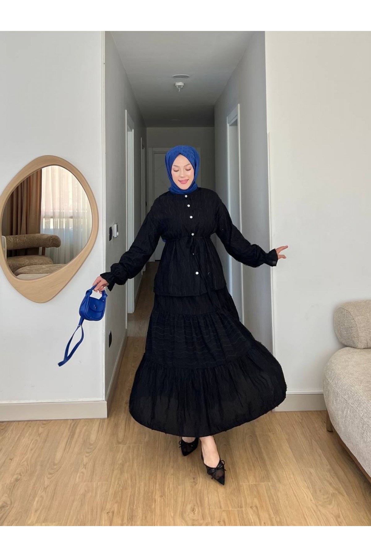 Önü Düğmeli Beli Bağcıklı Kolu Lastikli Etekli Dantelli Takım -Siyah