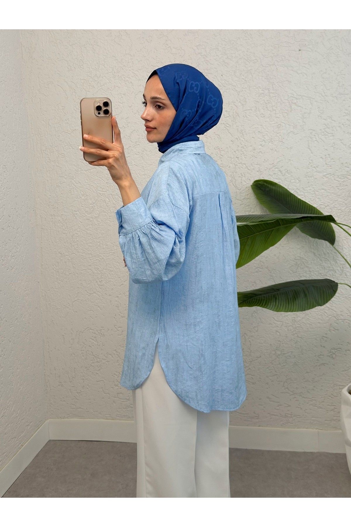 Yırtmaçlı Eteği Oval Kesim Gömlek -Bebe Mavi