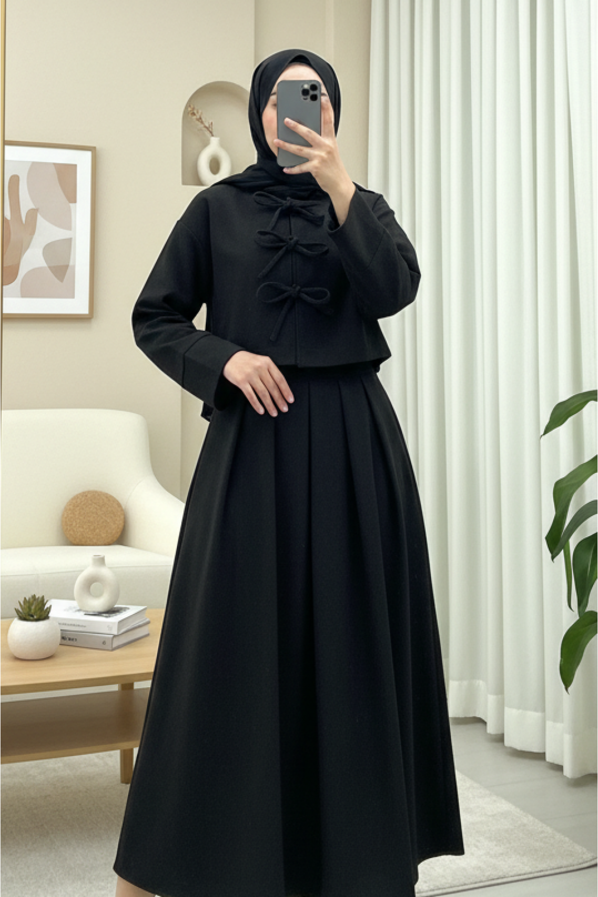 Önü Bağcıklı Etekli Kaşe Takım  -Siyah