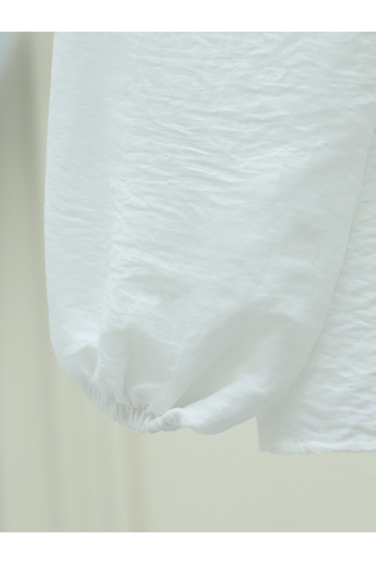 Bebe Yaka Dantelli Kolu Lastikli Gömlek -Beyaz