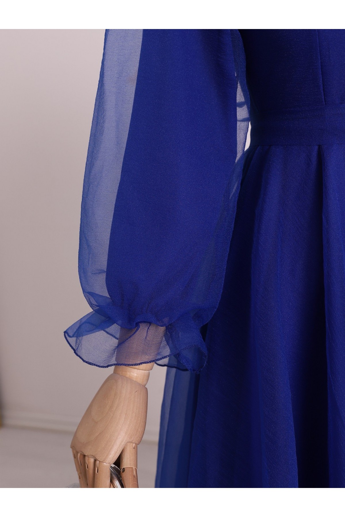 Kabarık Kol Ve Etekli Kuşaklı Tül Abiye -Saks