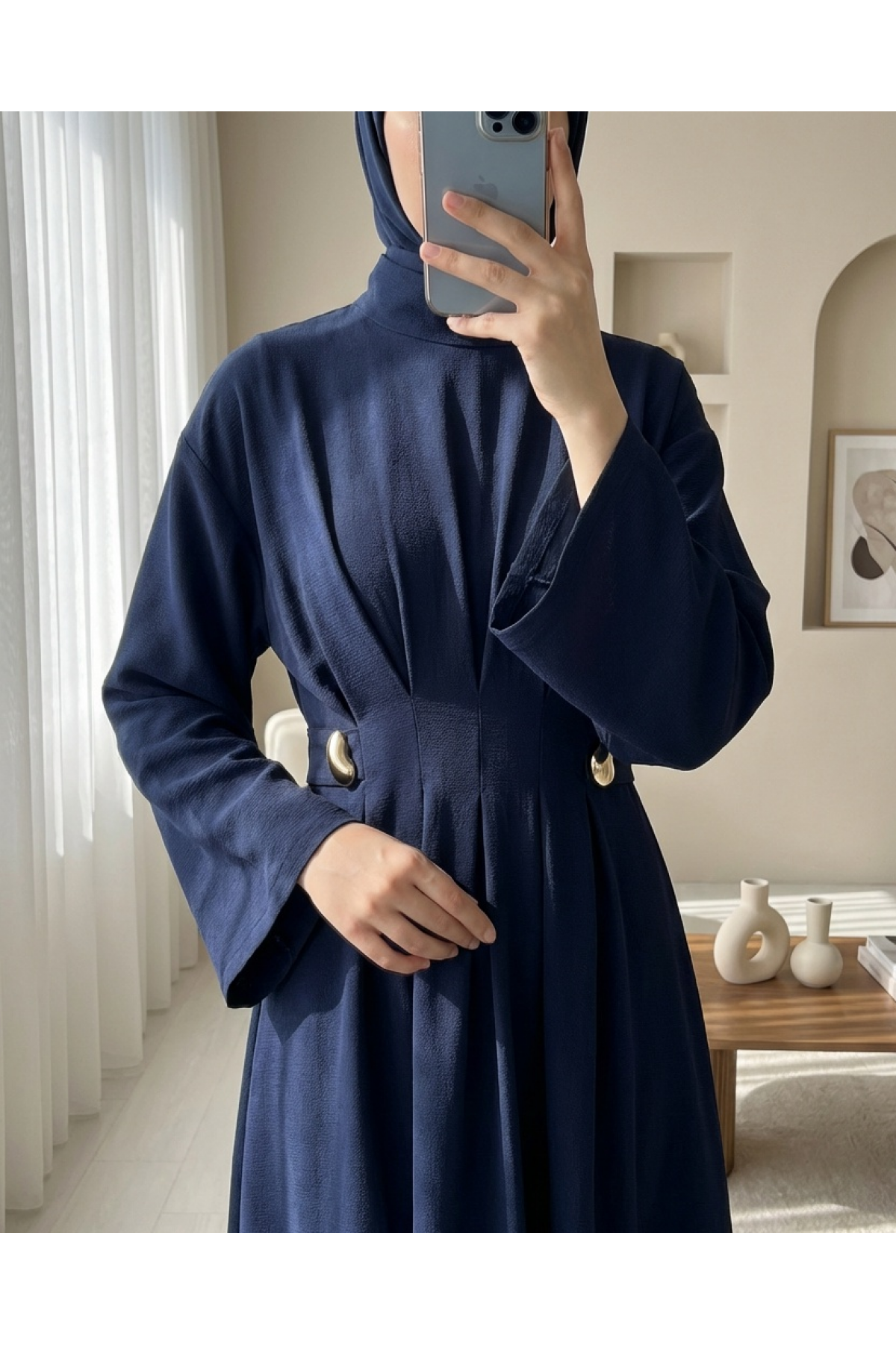 Pileli Beli Kemerli Toka Detaylı Modal Elbise -Laci