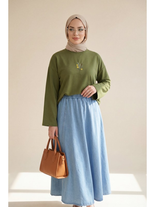 Önü Çiçek Nakışlı Yuvarlak Yaka Salaş Penye Bluz -Yeşil