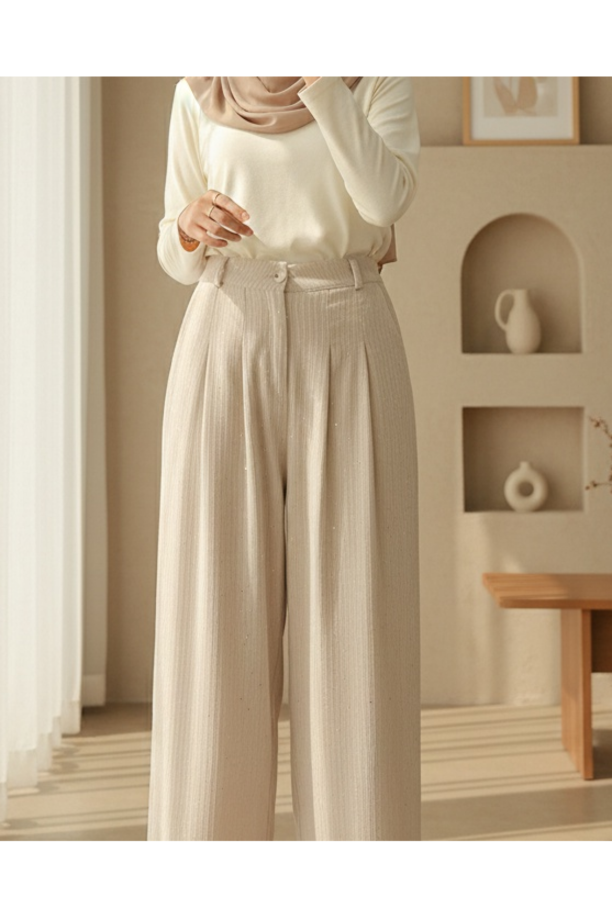 Cepli Bol Paça Pul Detaylı Kadife Pantolon   -Bej