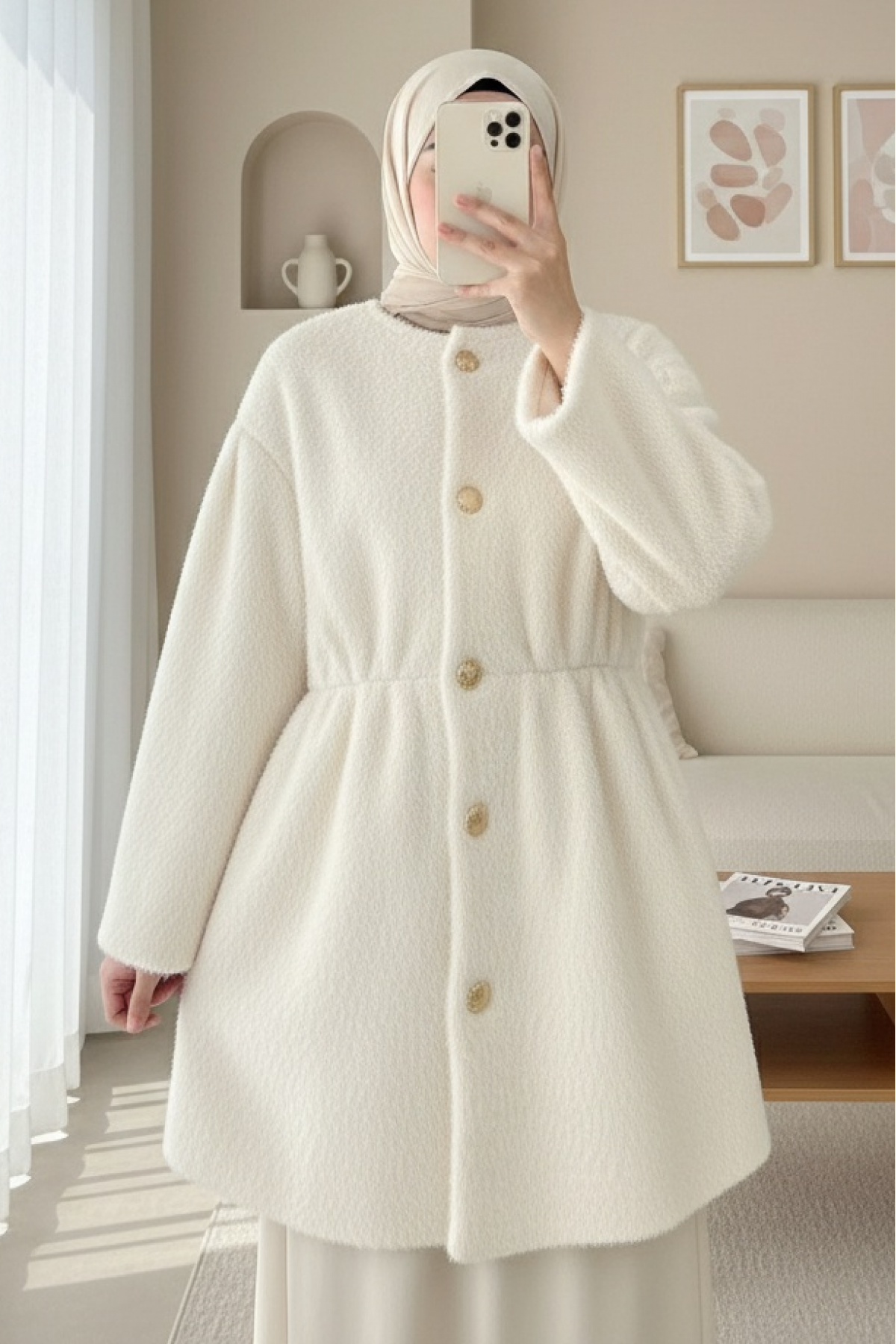 İçi Astarlı Beli Büzgülü Kürklü Ceket  -Krem