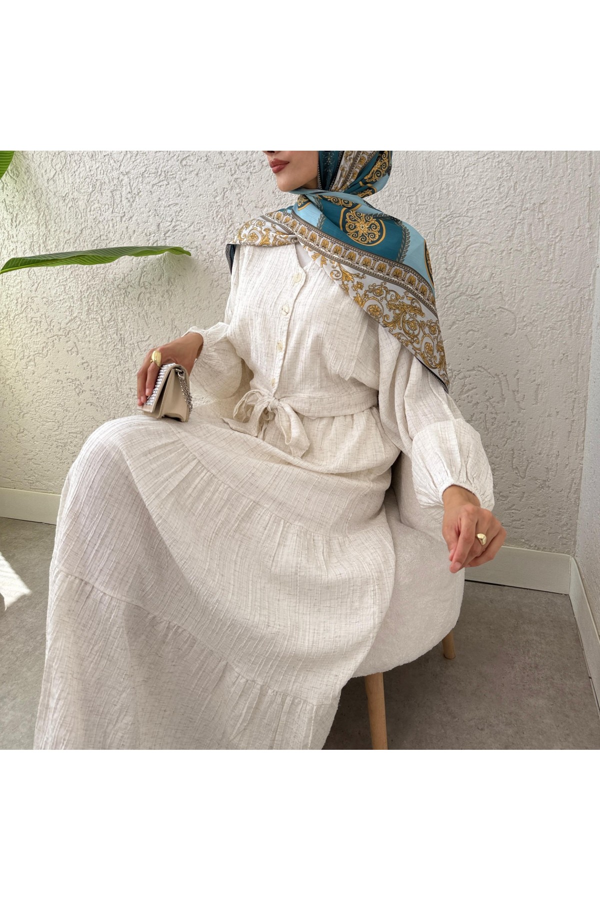 Beli Bağcıklı Yarasa Kol Düğmeli Bluz Etek Keten Takım -Bej