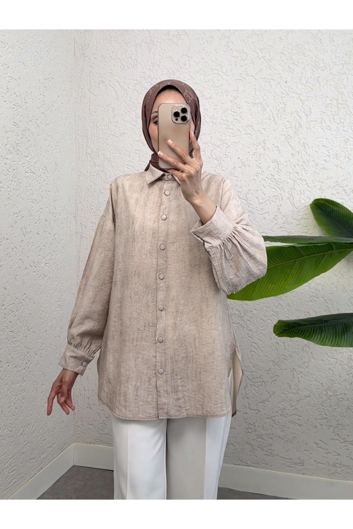 Yırtmaçlı Eteği Oval Kesim Gömlek -Açık Vizon