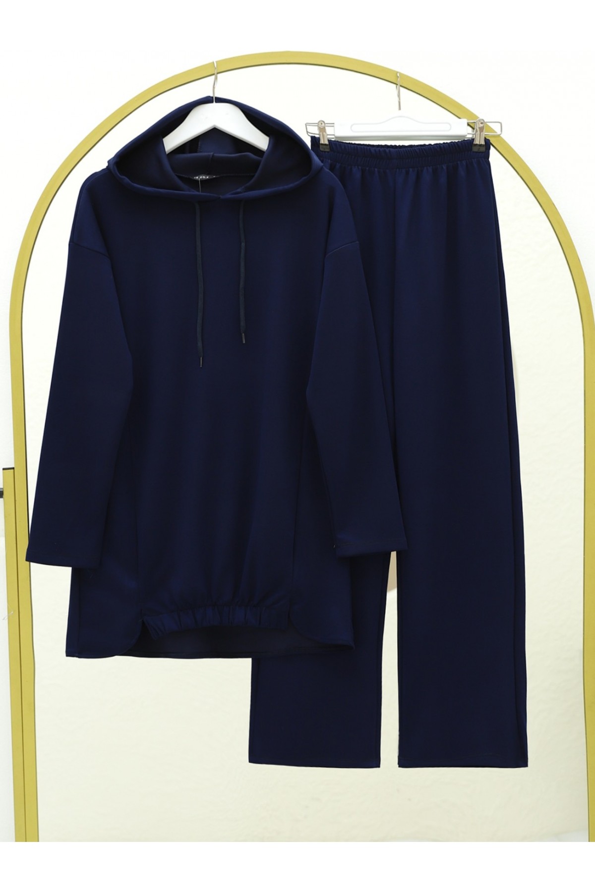 Etek Ucu Lastik Detaylı Osyho Kumaş Kapşonlu Takım -Laci