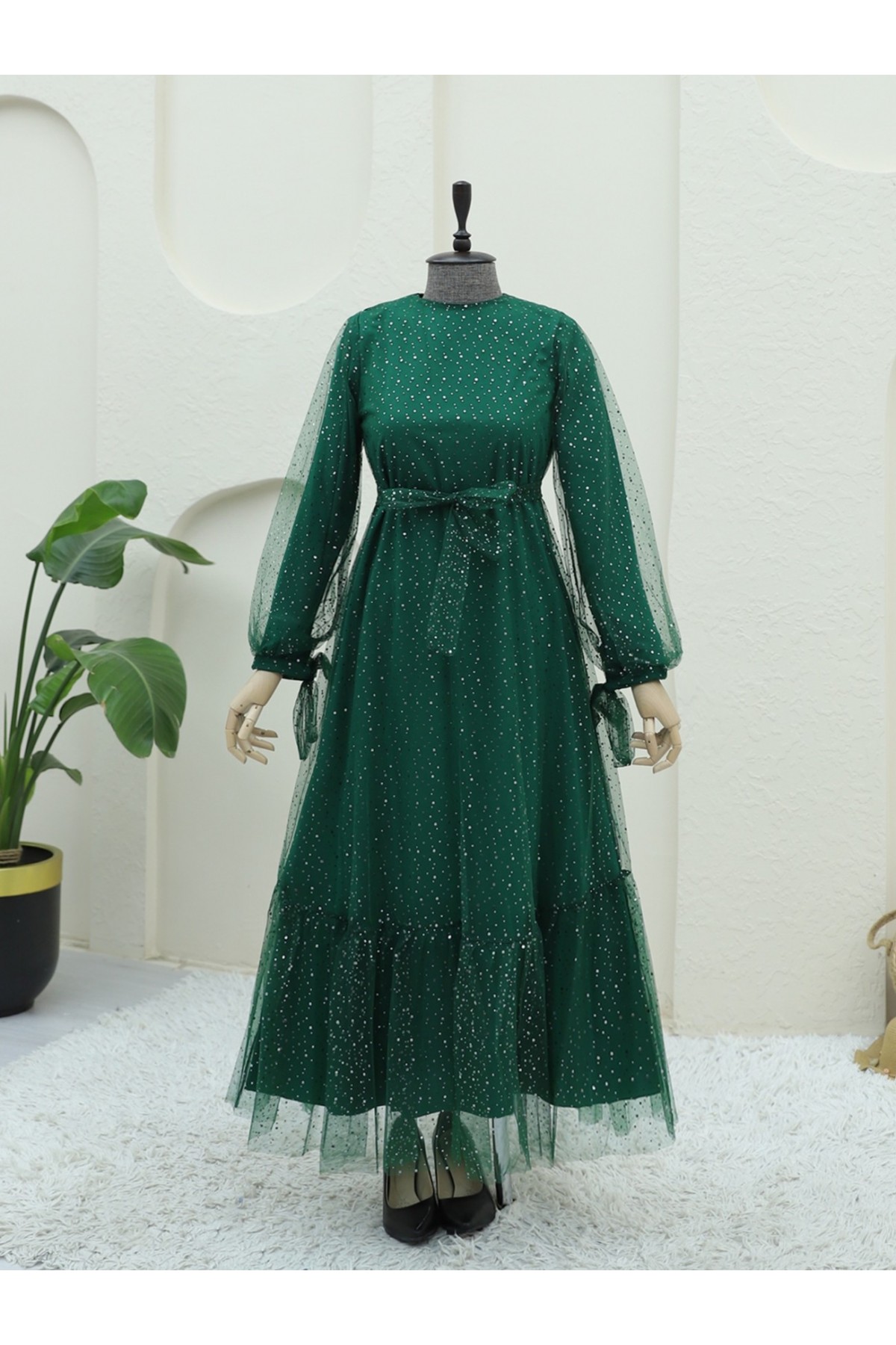 Serpme Pul Detaylı Kolu Bağcıklı Tül Elbise -Zümrüt