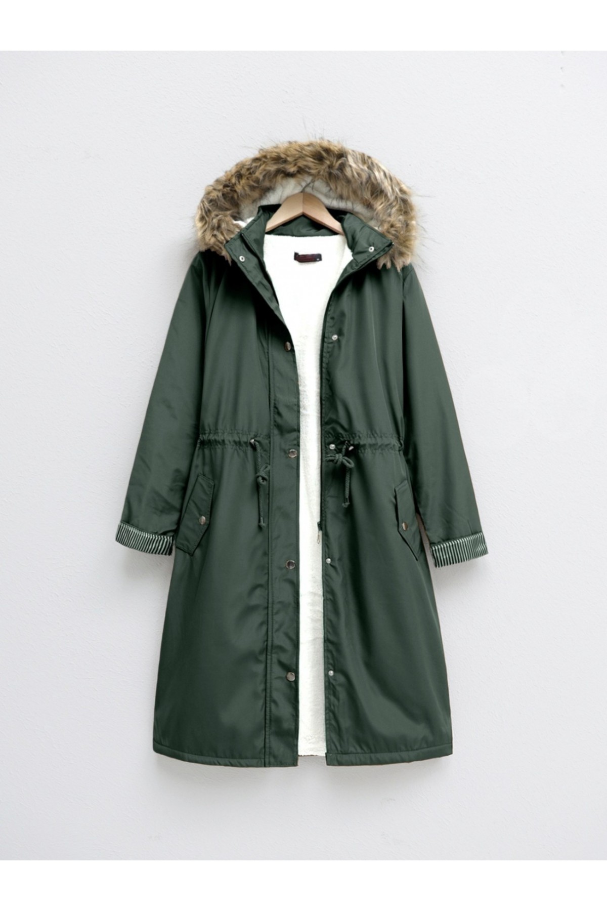 İçi Pelüş Çıkma Ķapşonlu Bondig Mont -Haki