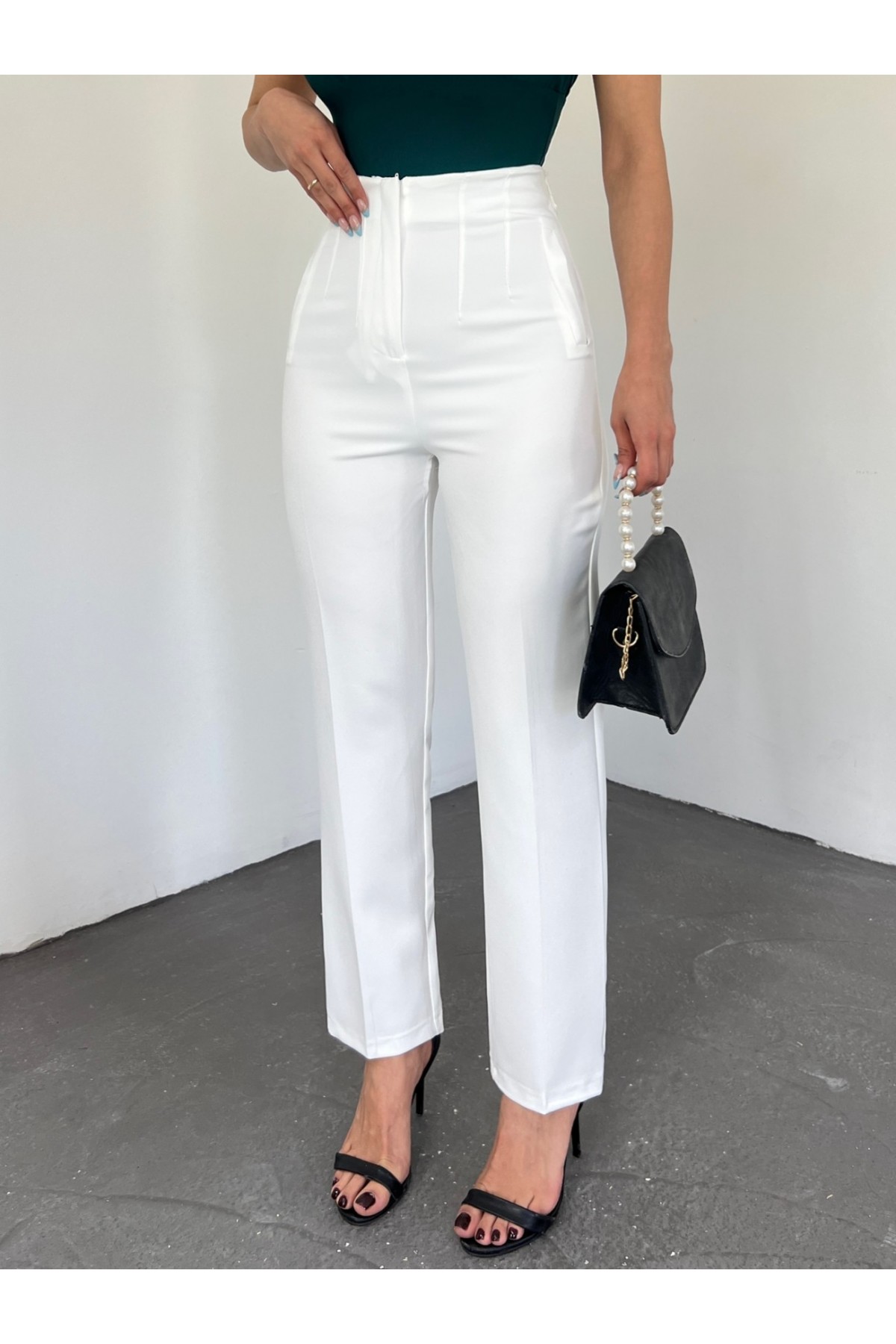 Zra Pileli Havuç Pantolon -Beyaz