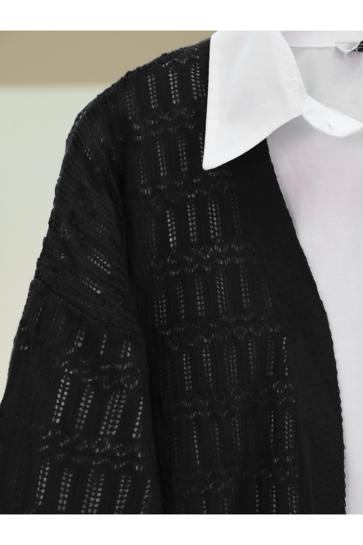 Ajurlu  Desenli Baharlık Hırka  -Siyah