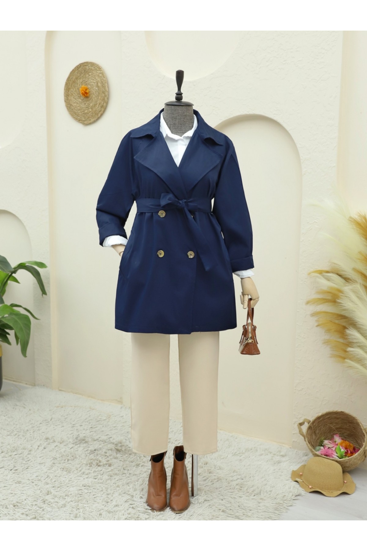 Bolero Detaylı Düğmeli Ara Boy Trençkot -Laci