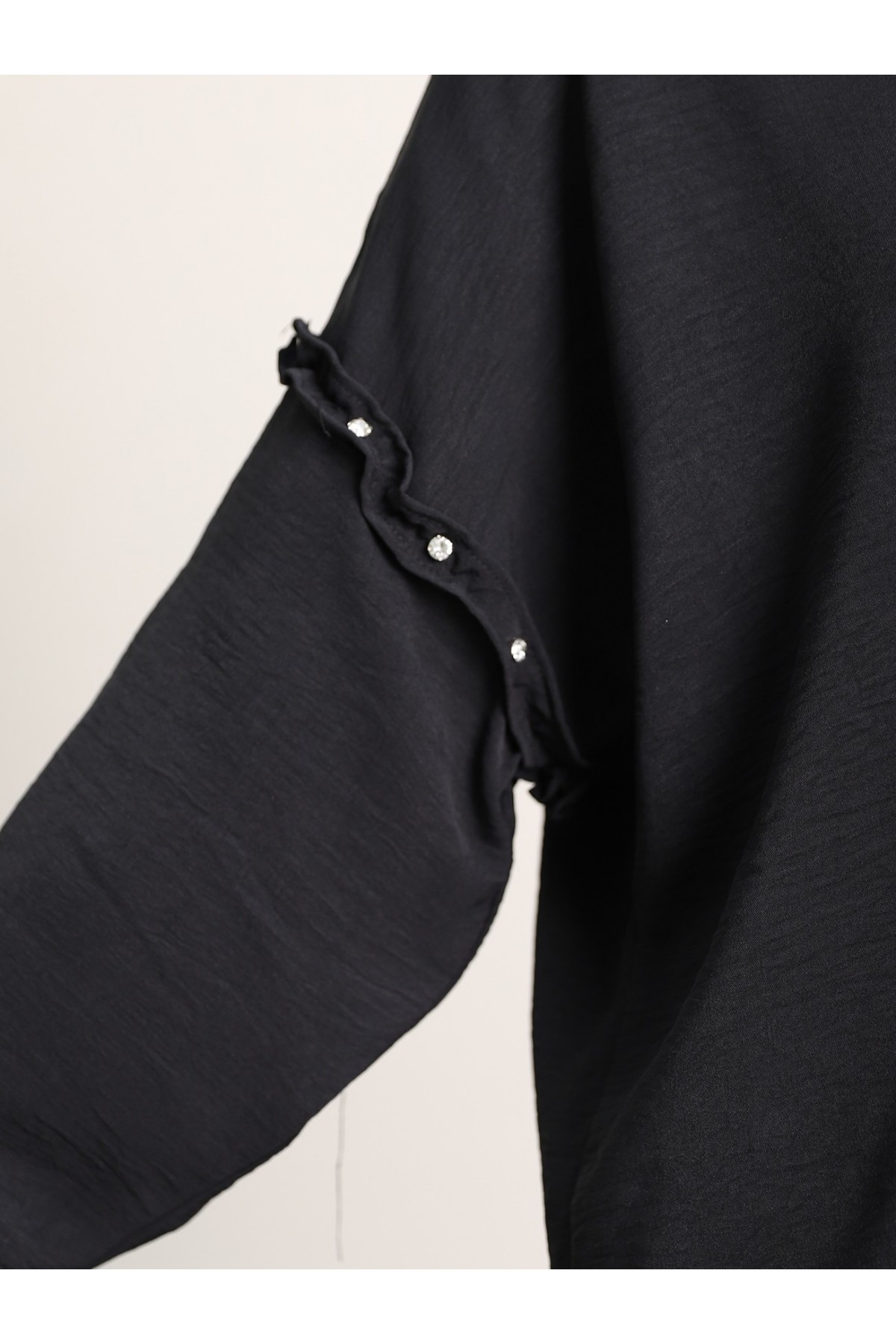 Kolları Taşlı Fırfırlı Salaş Ayrobin Tunik  -Siyah