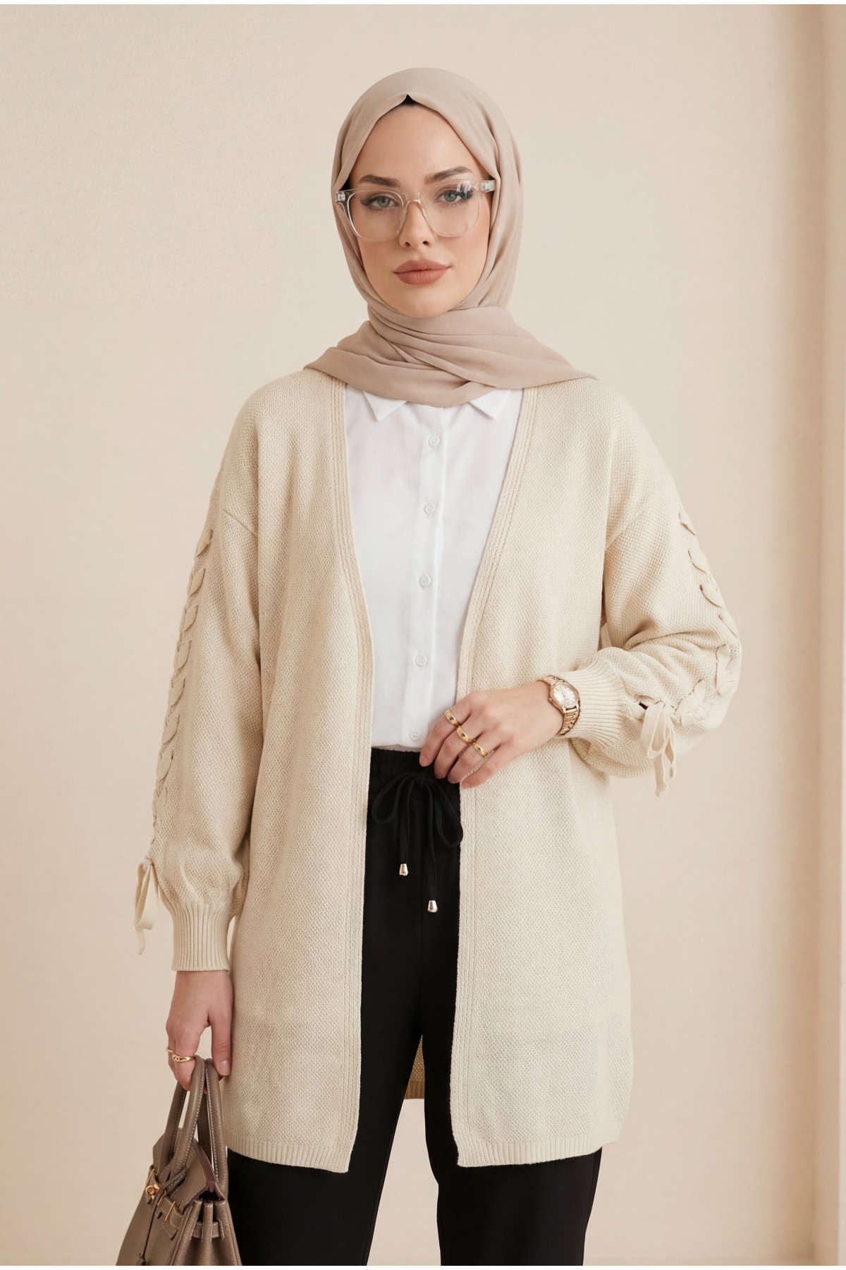 Kolu Saç Örgülü Salaş Triko Hırka -Krem