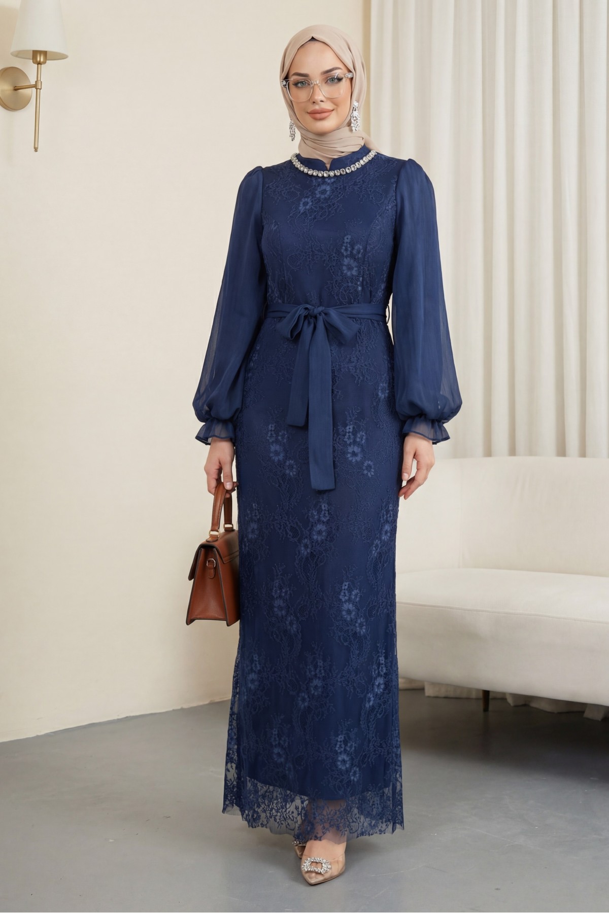 Dik Yaka Kolları Janjan Şifon Kemerli Dantel Elbise -Laci