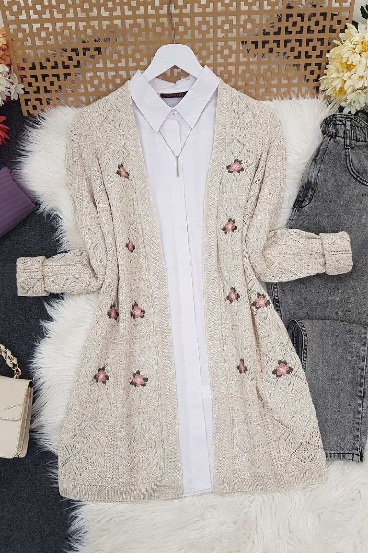 Ajurlu Nakışlı Hırka  -Taş