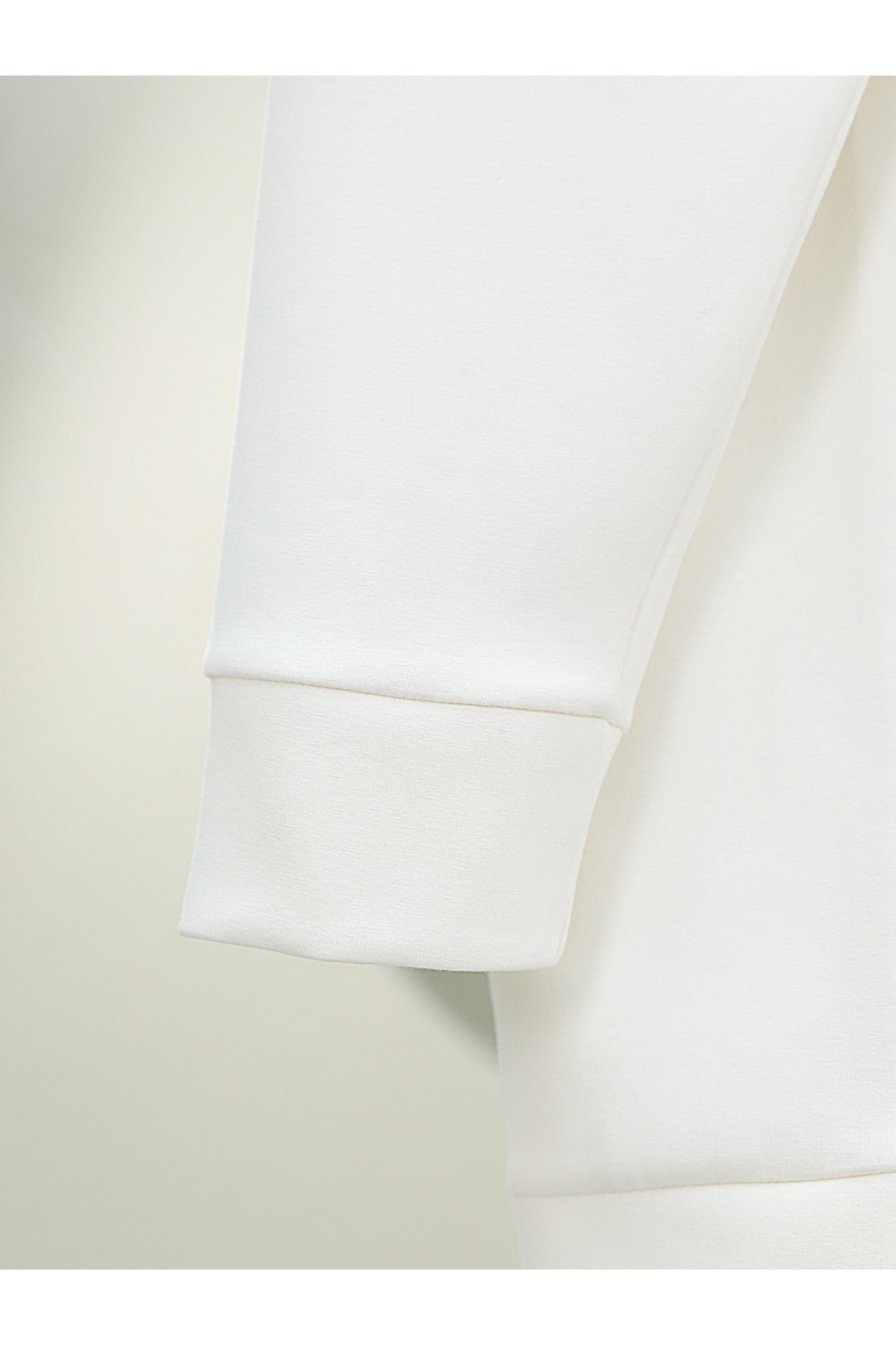 Düğmeli Biyeli Osyho Hırka -Beyaz