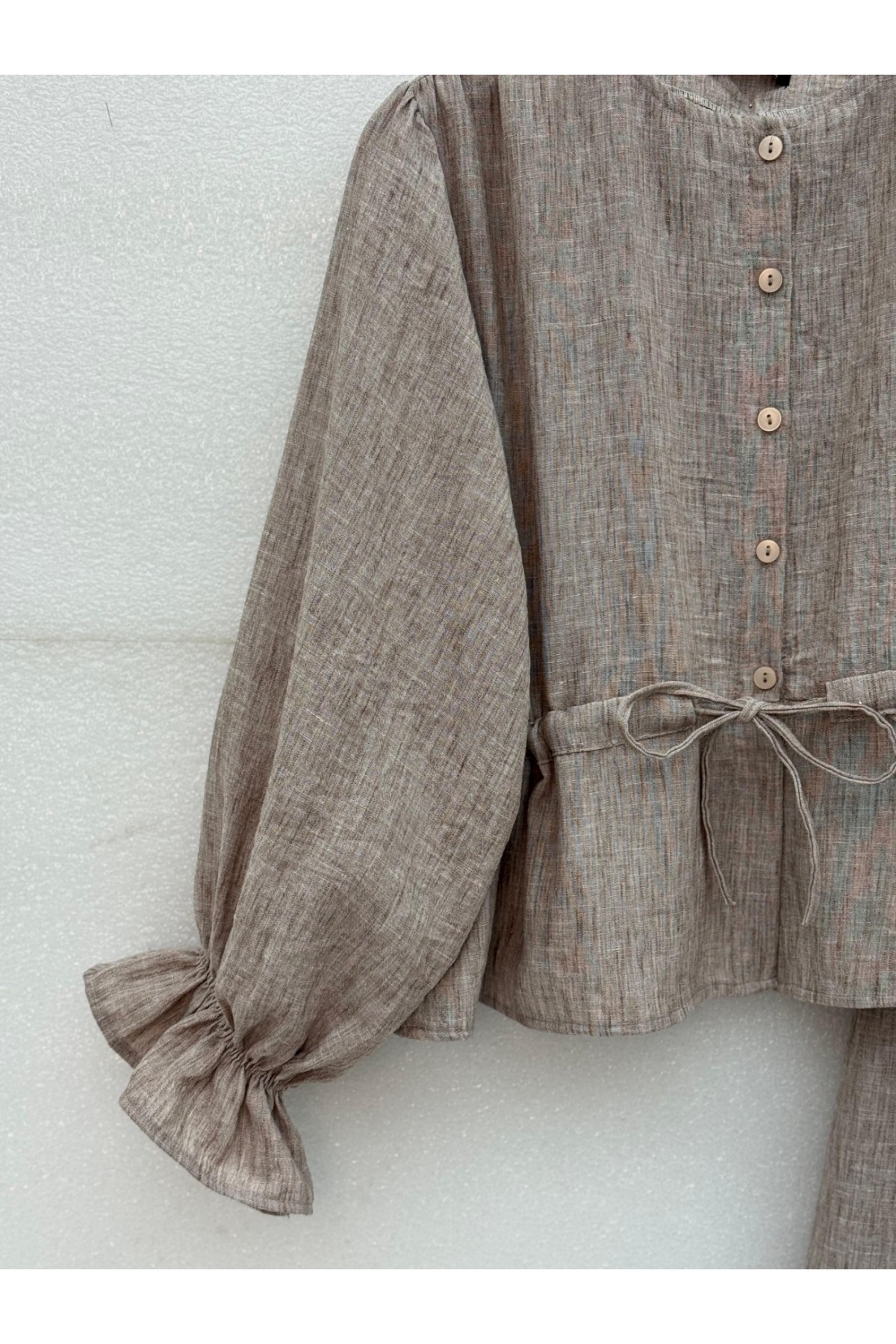 Önü Düğmeli Kolu Lastikli Tünel Bağcıklı Keten Takım -Vizon