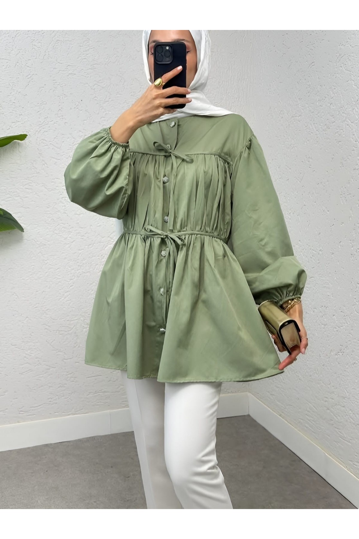 Taşlı Düğmeli Kolu Lastikli Bağlama Detaylı Gömlek -Su Yeşili