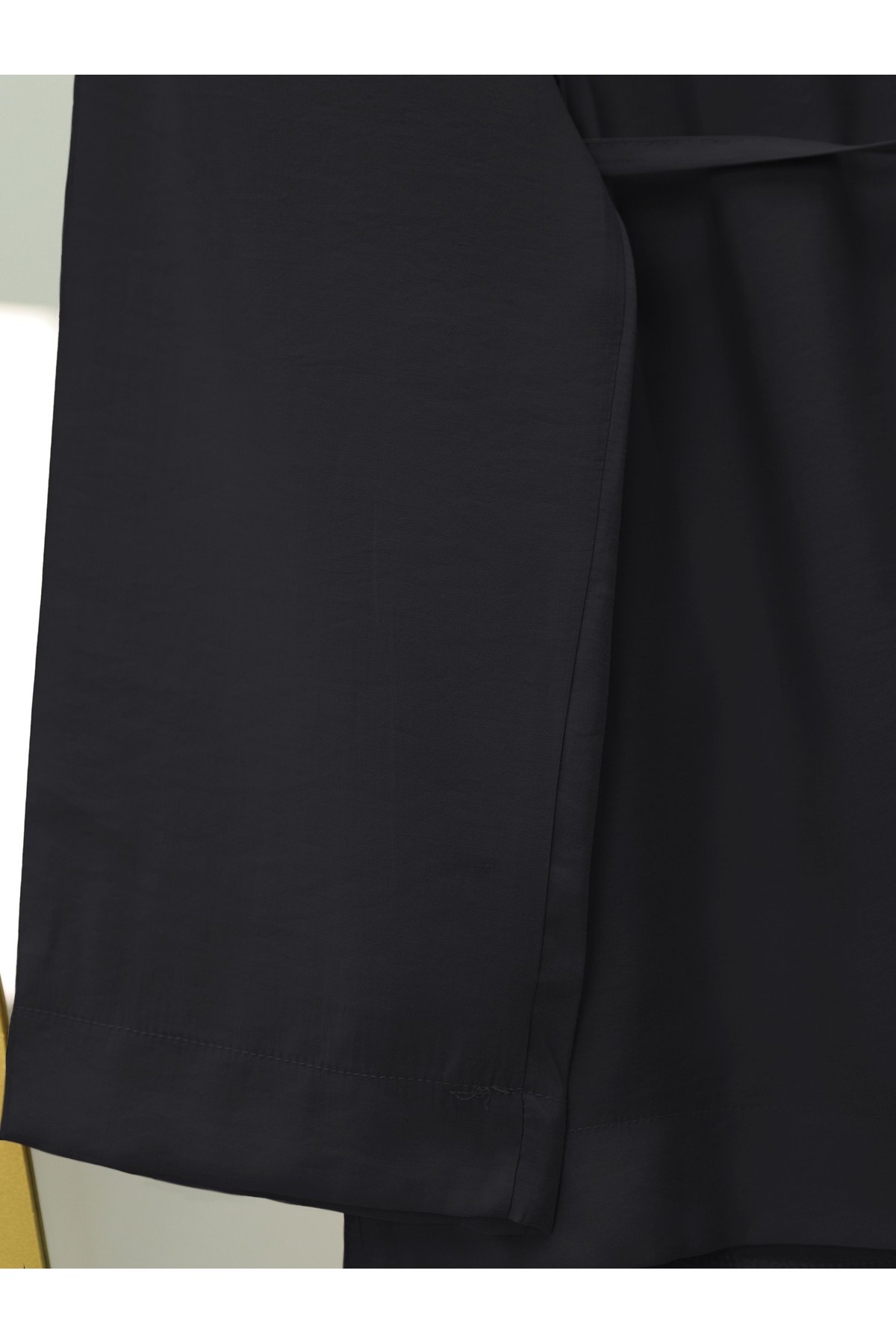 Yakası Taşlı Belden Bağlamalı Pantolonlu Takım -Siyah