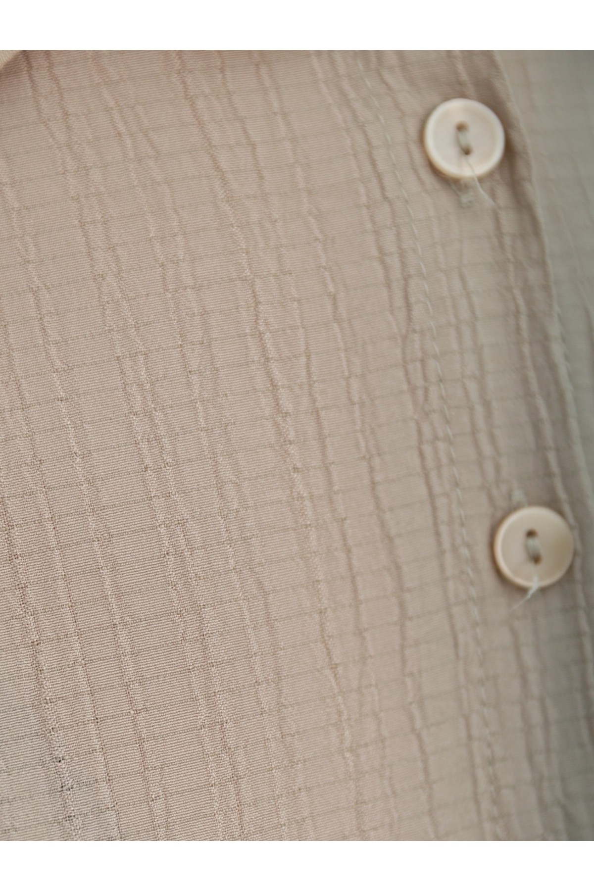 Parçalı Yarım Düğmeli Kolu Lastikli Elbise -Bej