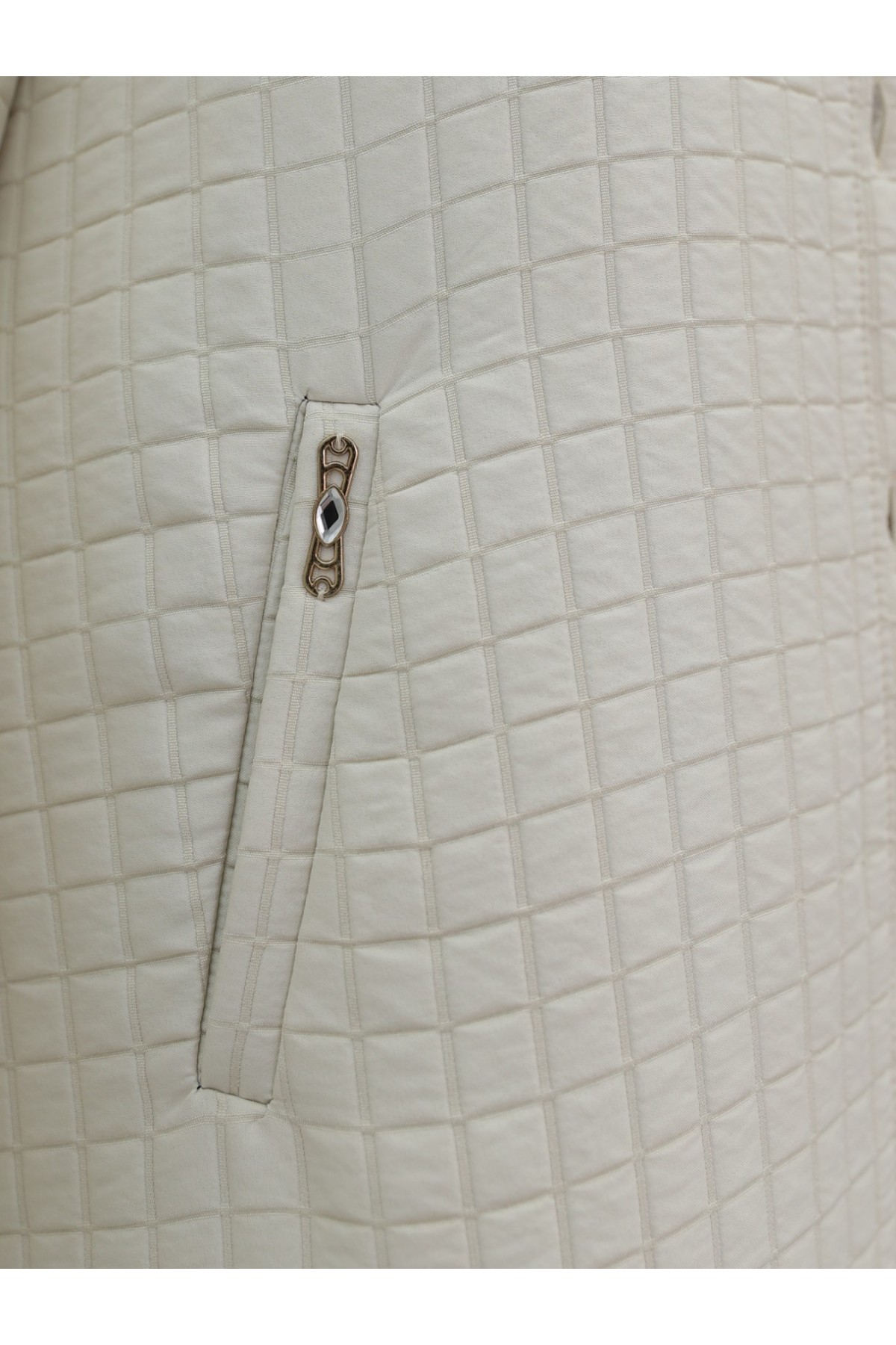 Yakası Zincir Detaylı Uzun Kapitone Kaban -Taş