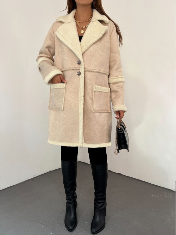 İçi Kürklü Çift Düğmeli Cepli Süet Kaban -Bej