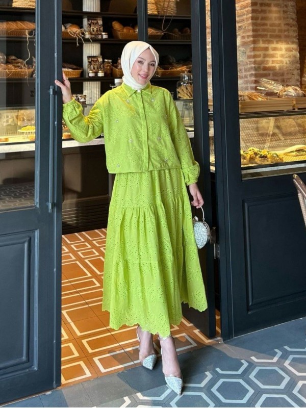 Fisto Detaylı Etekli Takım  -Yağ Yeşili