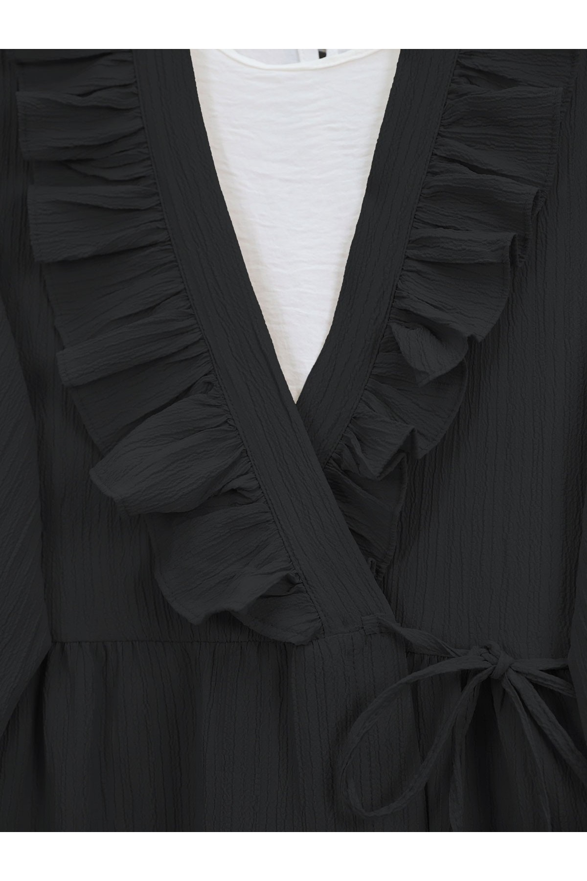 Önü Fırfırlı Bağlamalı Krinkıl Kimono -Siyah