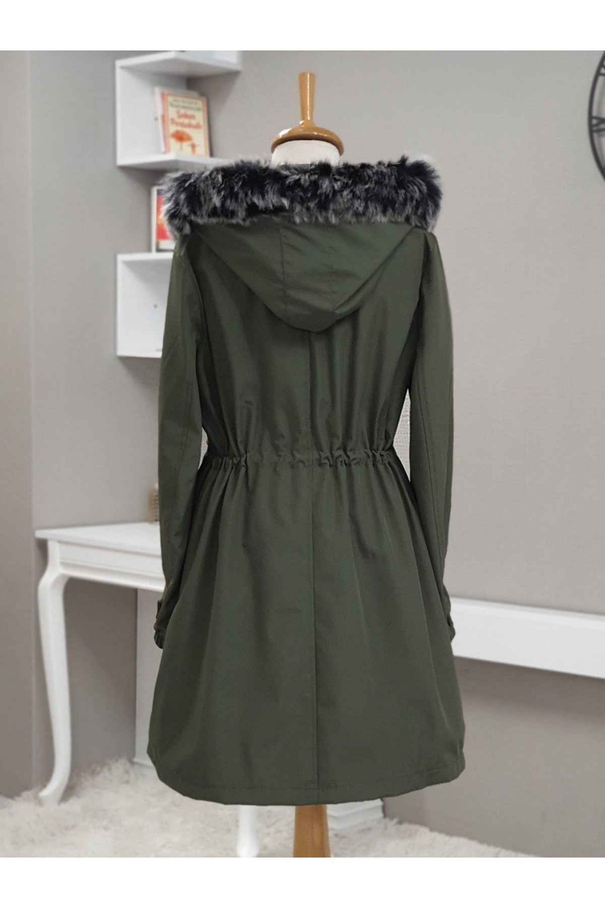 Çıkma Kapşonlu Kolu Lastikli Cepli Kısa Kaban -Haki