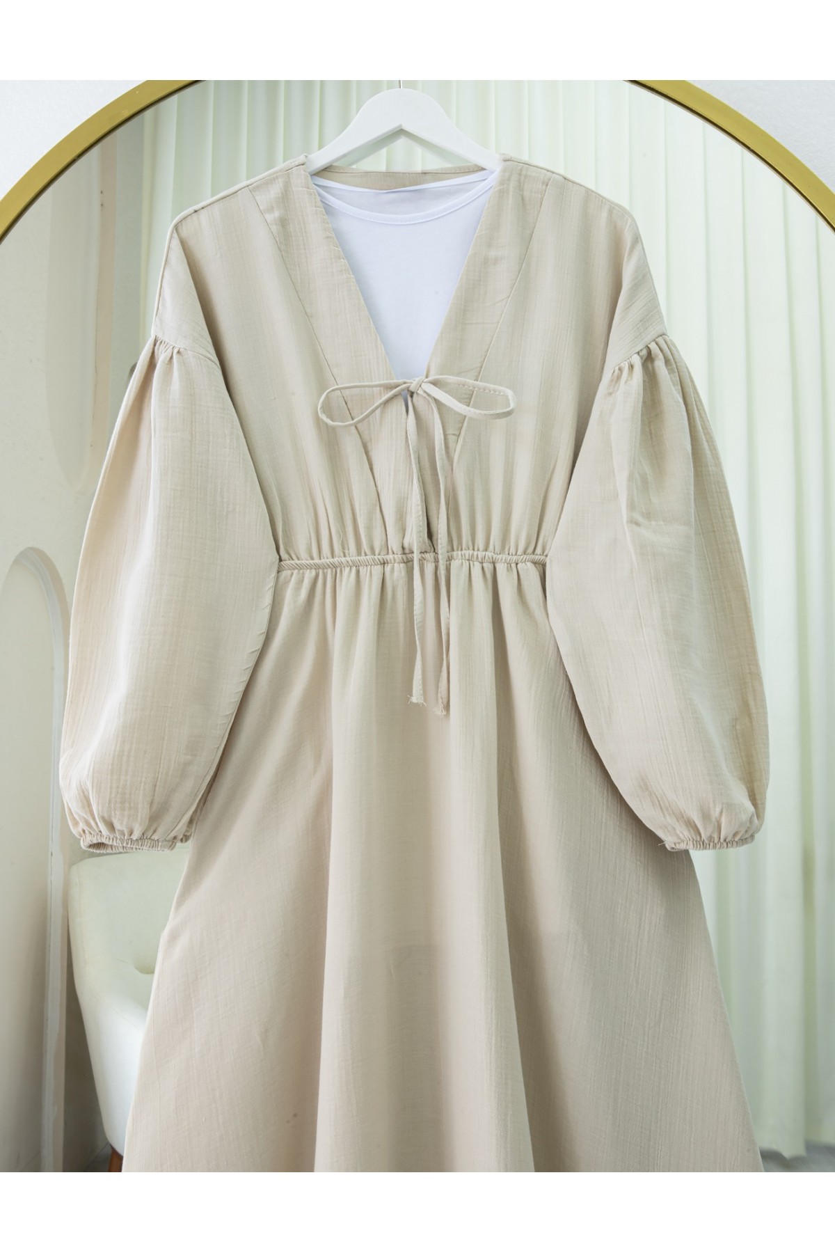 Yakası Bağlamalı Kolu Ve Beli Lastikli Müslin Elbise -Taş