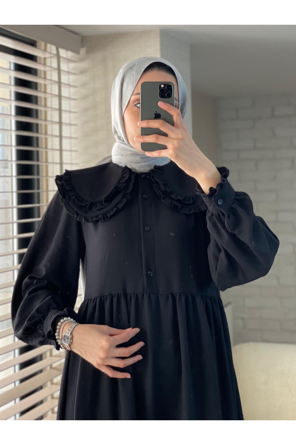 Bebe Yaka Fırfırlı Parçalı İthal Keten Elbise -Siyah