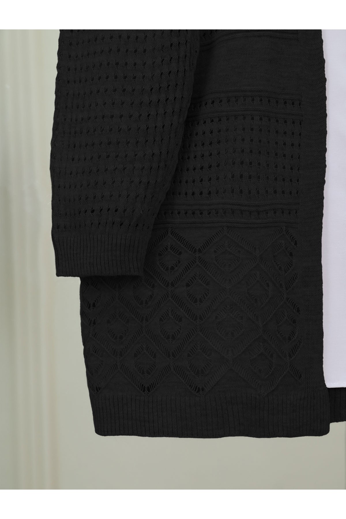 Ajurlu Mevsimlik Triko Hırka  -Siyah