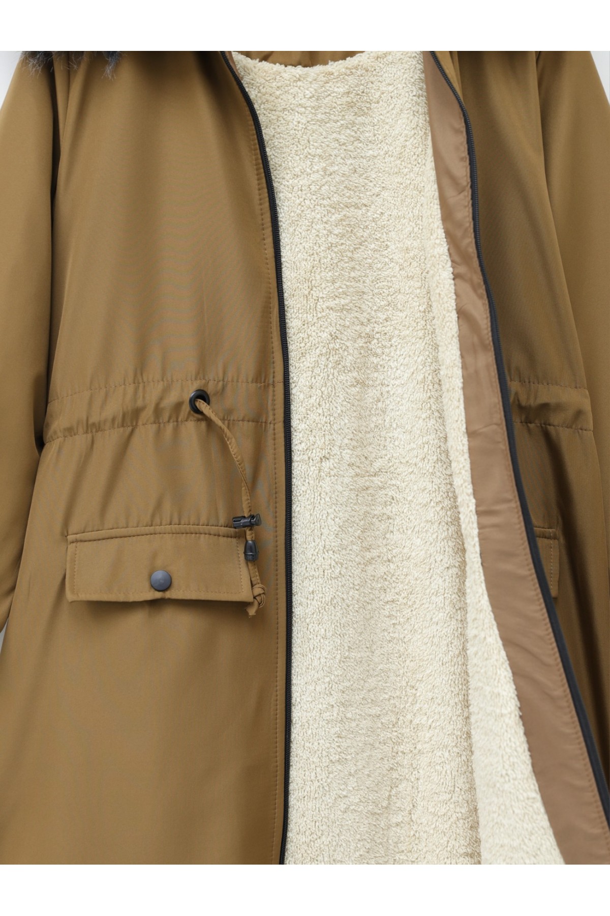 Sabit Kapşonlu İçi Kürklü Bondit Kaban -Taba