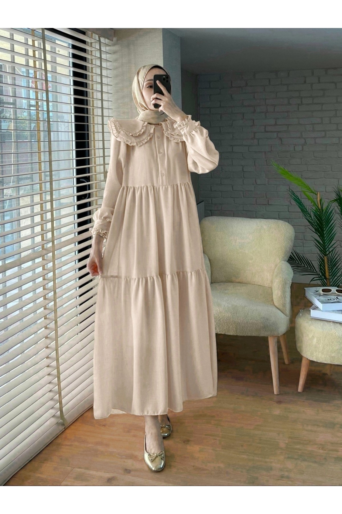 Bebe Yaka Fırfırlı Parçalı İthal Keten Elbise   -Bej