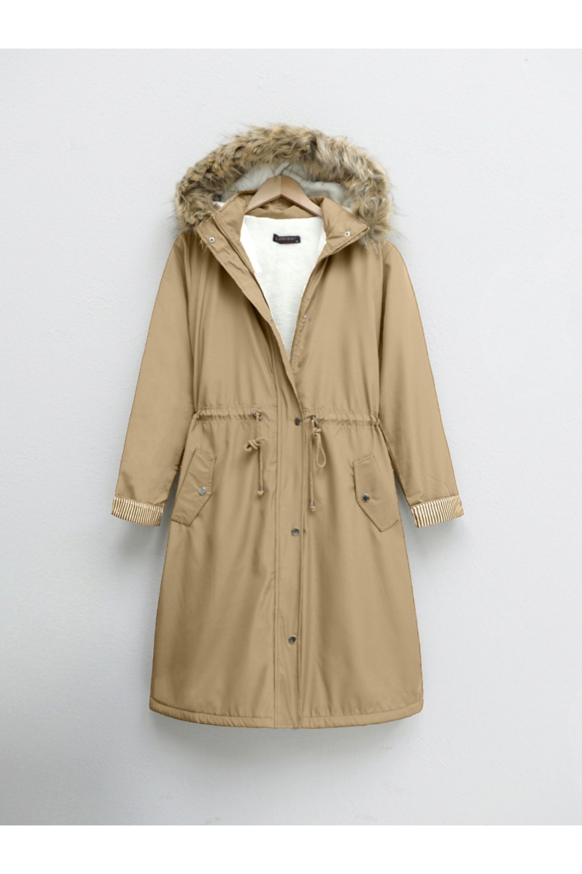 İçi Pelüş Çıkma Ķapşonlu Bondig Mont -Vizon