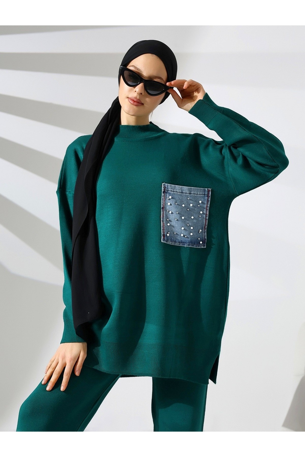 Tek Cepli İncili Triko Takım -Zümrüt