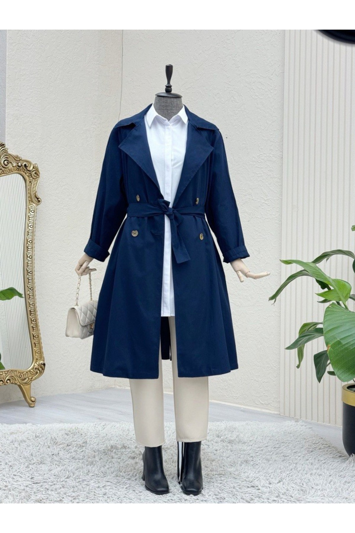 Bolero Detaylı Kemerli Araboy Trençkot -Laci