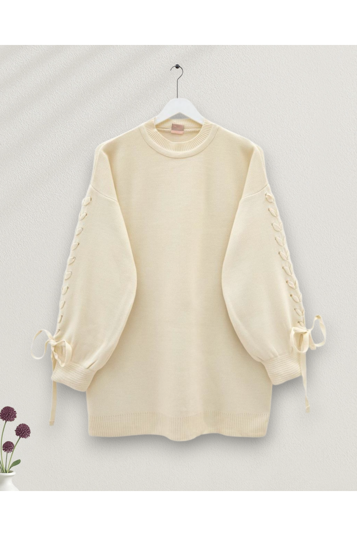 Yuvarlak Yaka Kolu Örgü Detaylı Triko Kazak -Krem