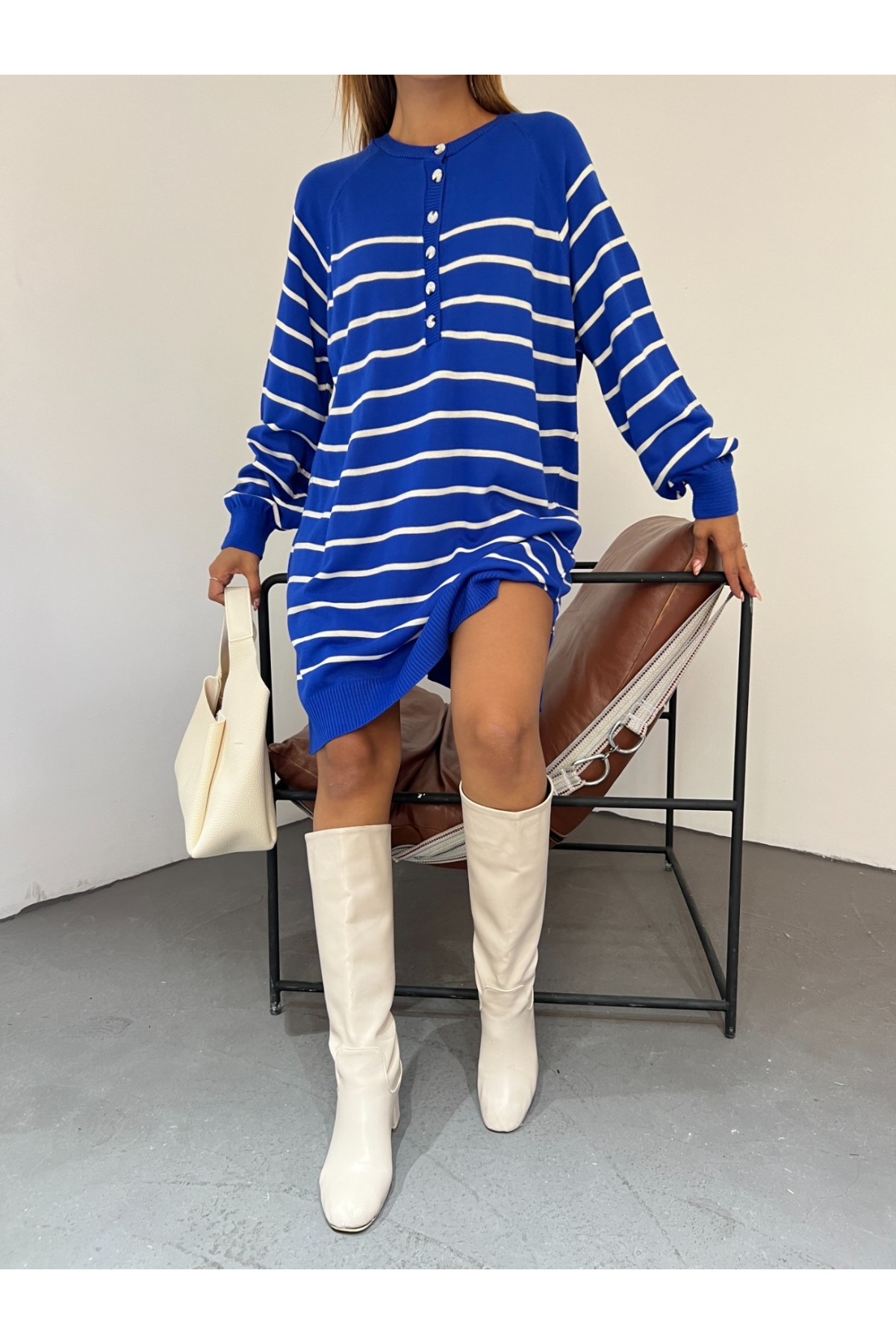 Yarım Düğmeli Yırtmaçlı Triko Tunik -Saks