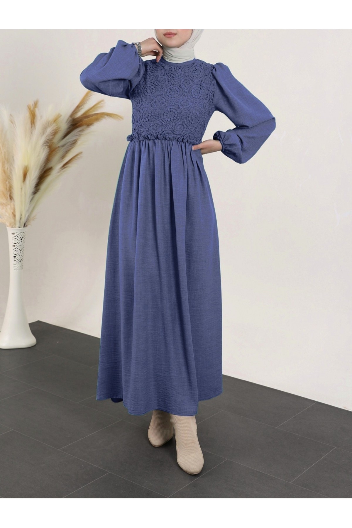 Robası Dantel Güpürlü Dantel Elbise -İndigo