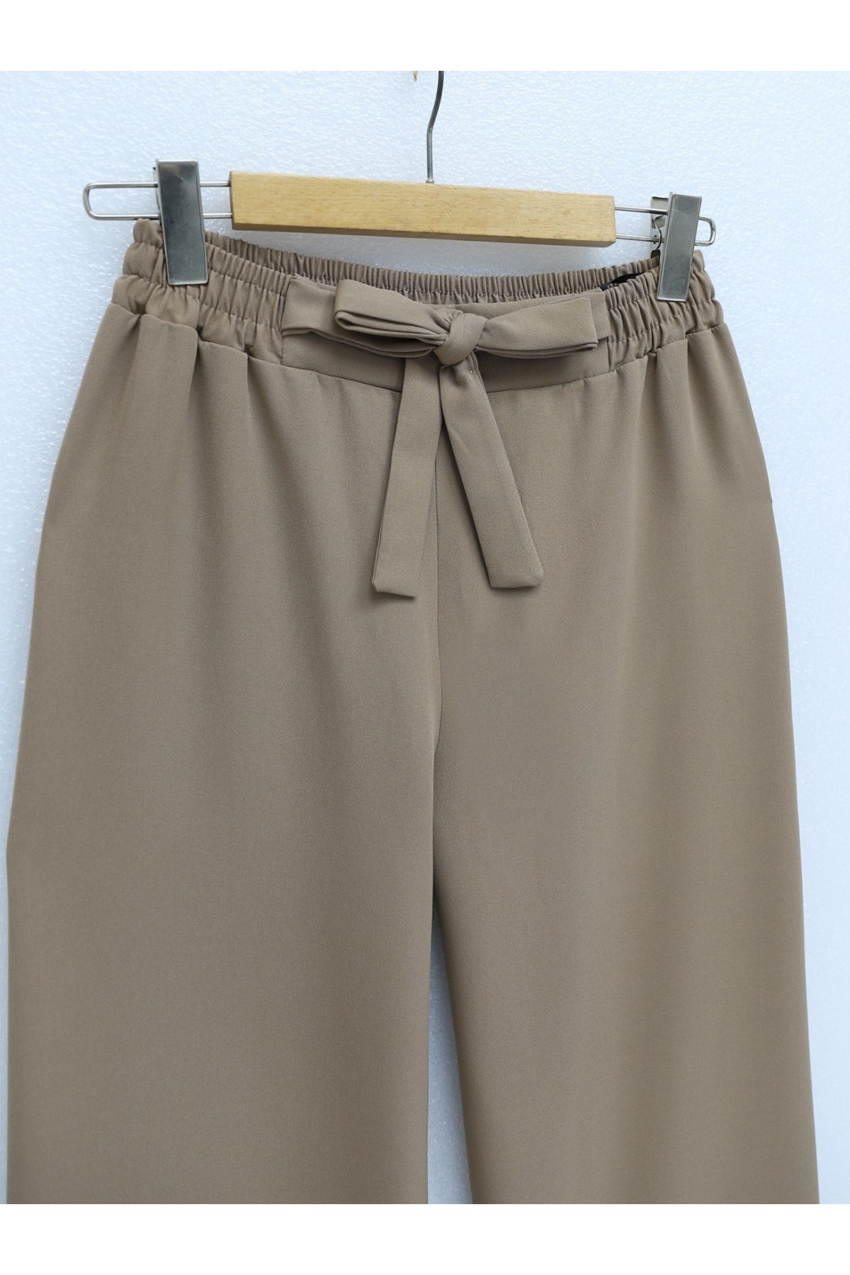 Duble Kumaş Beli Kuşaklı Bol Paça Pantolon   -Vizon