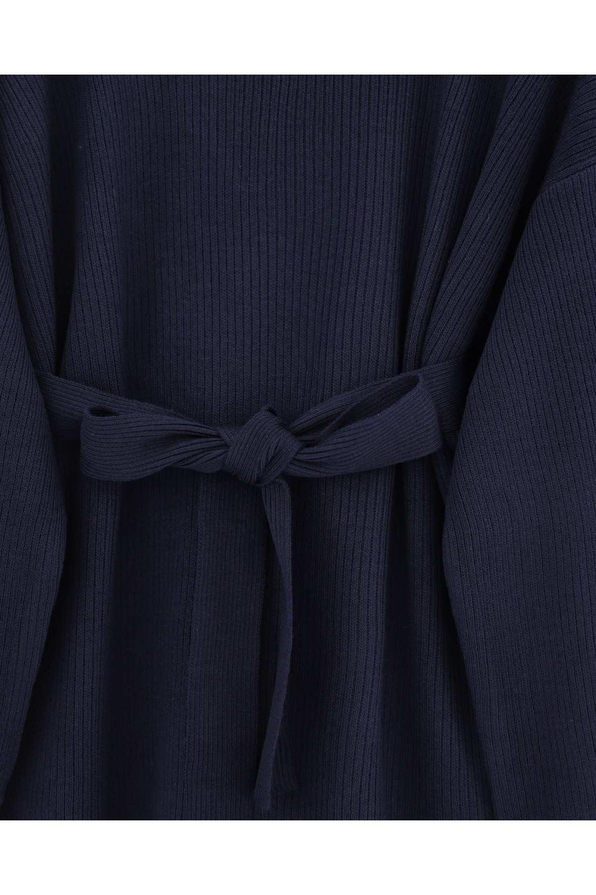 Kolu Katlamalı Beli Kemerli Yırtmaçlı Triko Takım  -Laci