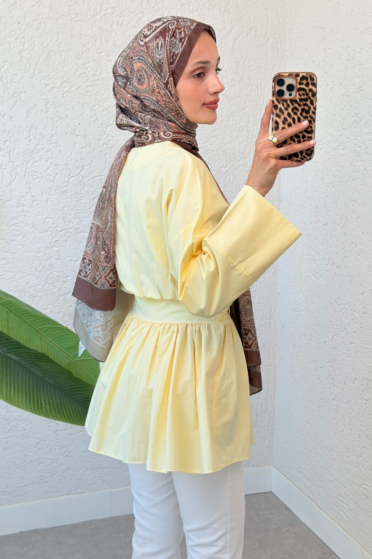 Beli Bağcıklı Boydan Taş Düğmeli Tunik -Açık Sarı